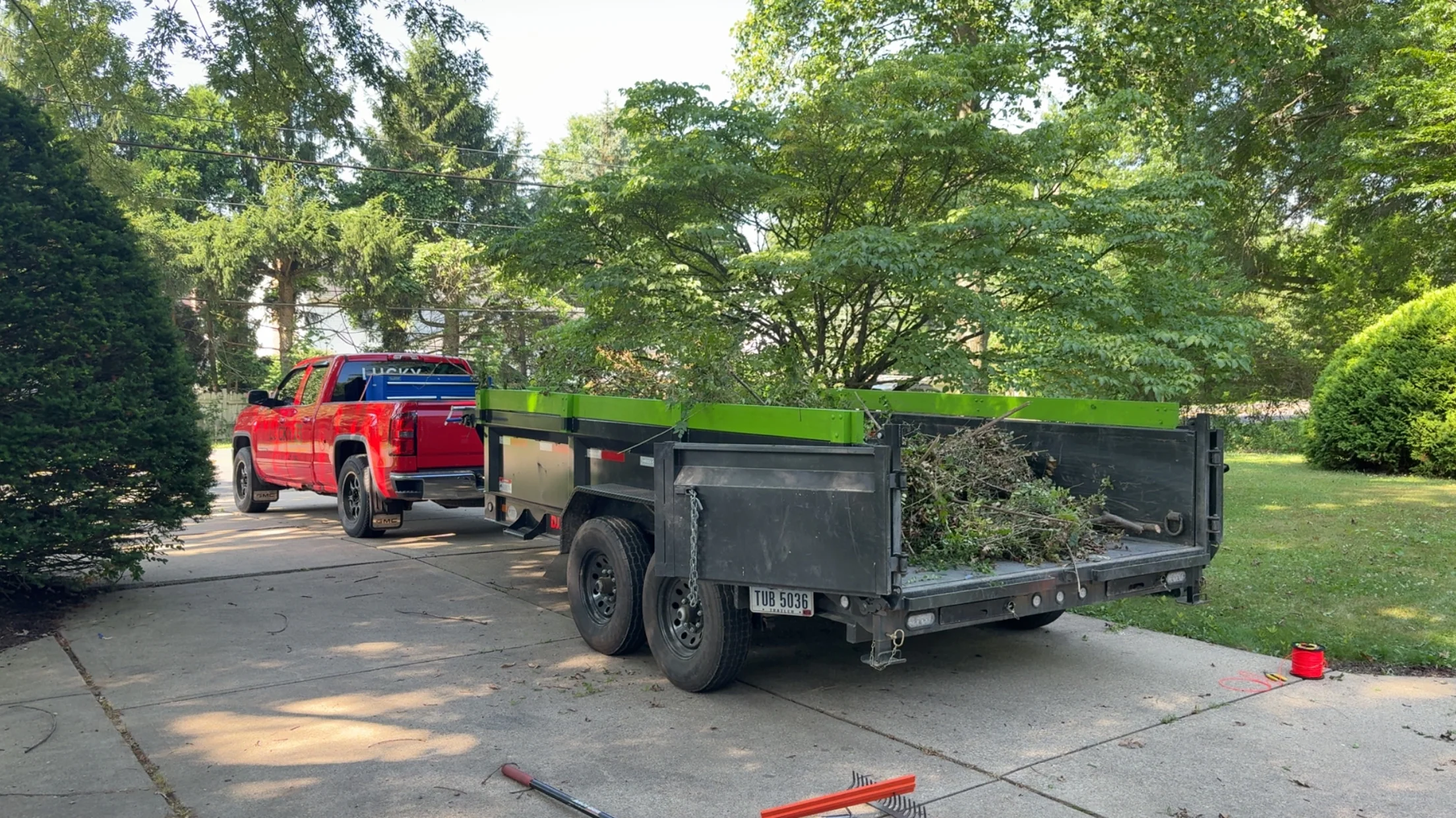 Lucky 13 truck and trailer